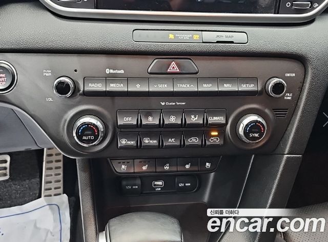 Kia Sportage 2022 — photo 10