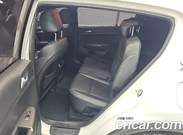 Kia Sportage 2022 — photo 12