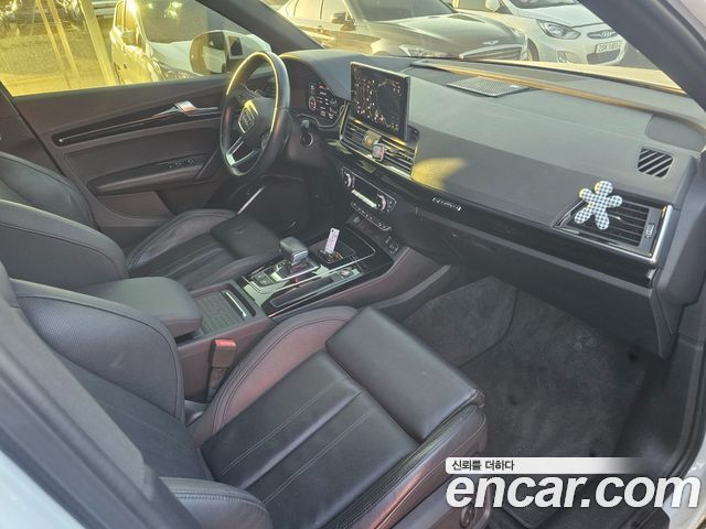 Audi Q5 2021 — photo 10