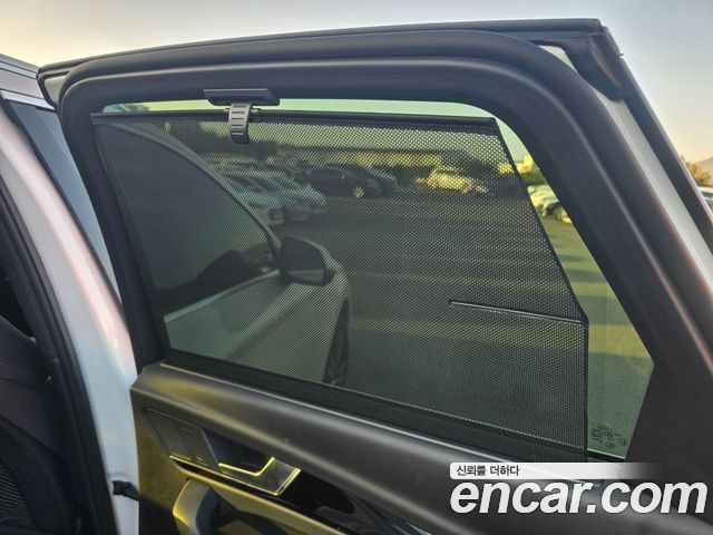 Audi Q5 2021 — photo 11