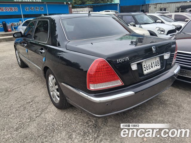 Hyundai Equus 2009 — photo 3
