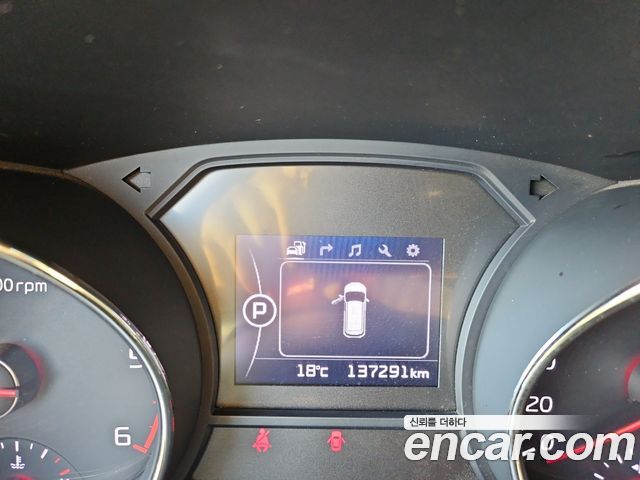 Kia Canival 2016 — photo 8