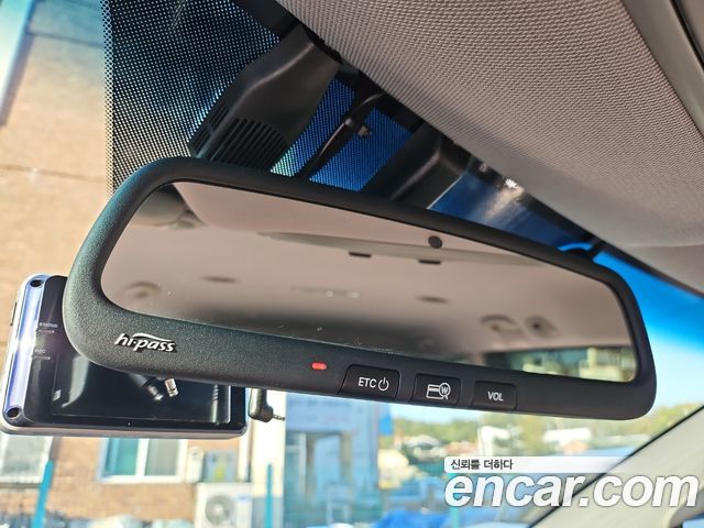 Kia Canival 2016 — photo 15
