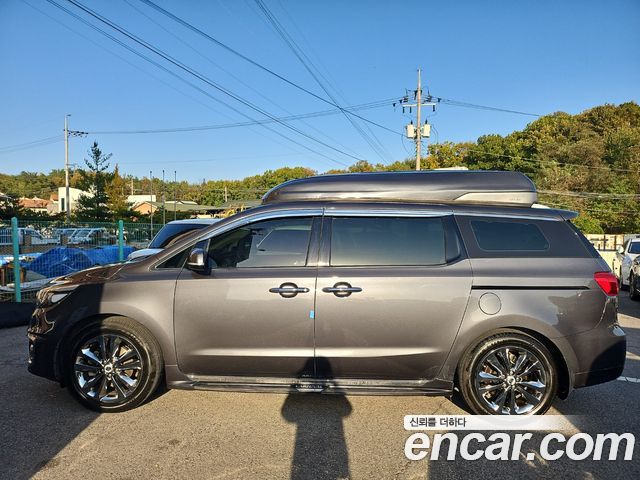 Kia Canival 2016 — photo 19