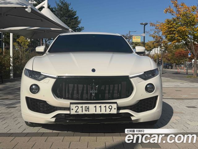 Maserati Levante 2017 — photo 3