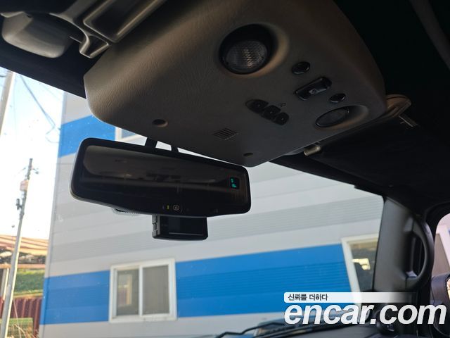 Hummer H2 2006 — photo 16