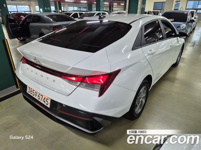 Hyundai AVANTE 2024 — photo 4