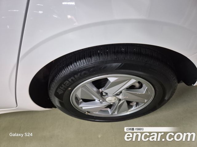 Hyundai AVANTE 2024 — photo 6