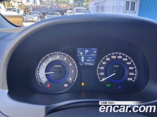 Hyundai Accent 2014 — photo 10