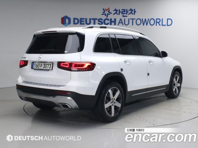 Mercedes-Benz GLB-Class 2020 — photo 2