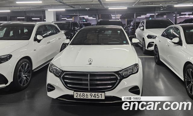 Mercedes-Benz E-Class 2026 — photo 1