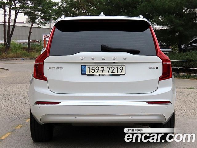 Volvo XC90 2022 — photo 4