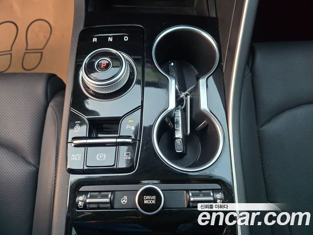Kia K5 2023 — photo 13