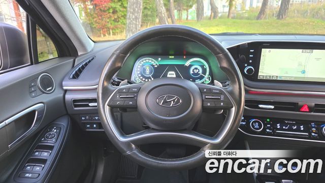Hyundai Sonata 2022 — photo 14