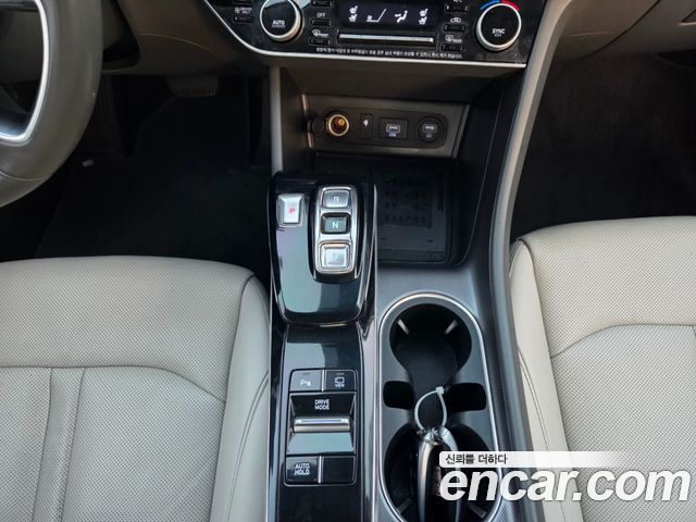 Hyundai Sonata 2020 — photo 9