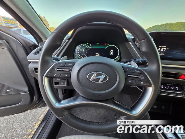 Hyundai Sonata 2020 — photo 17