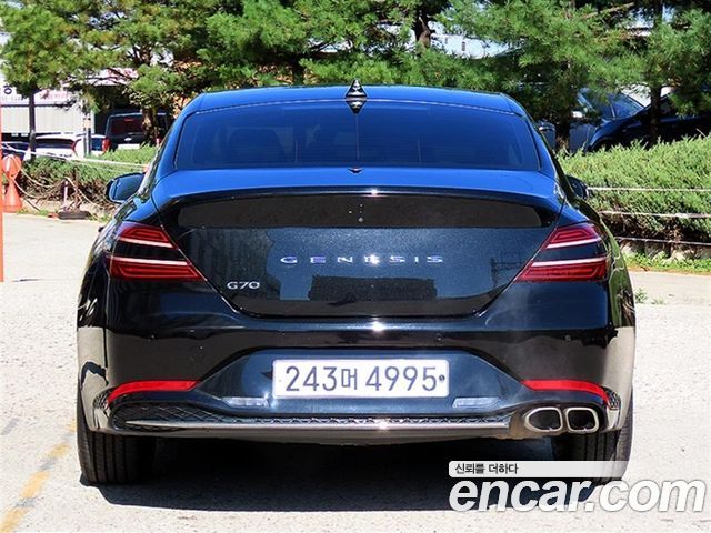 Genesis G70 2021 — photo 4