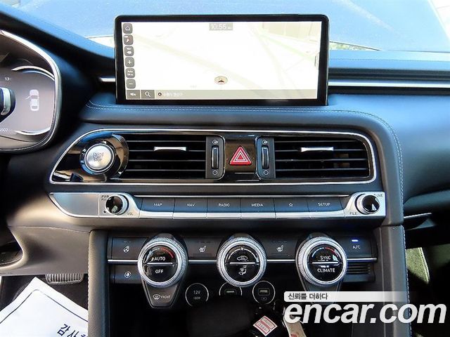 Genesis G70 2021 — photo 11