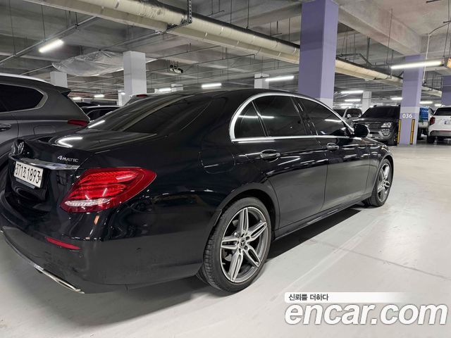 Mercedes-Benz E-Class 2020 — photo 3