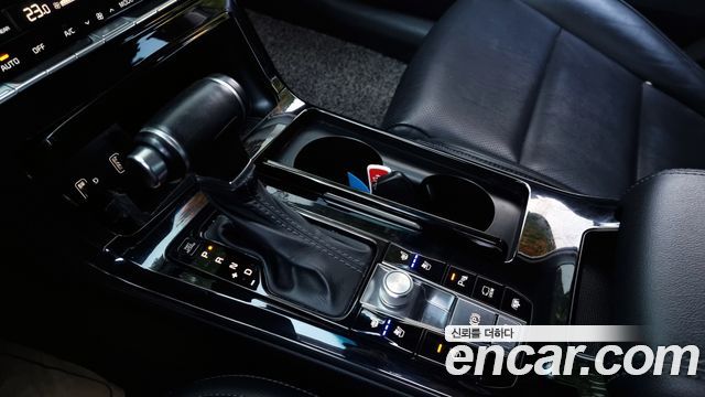 Kia K7 2020 — photo 9