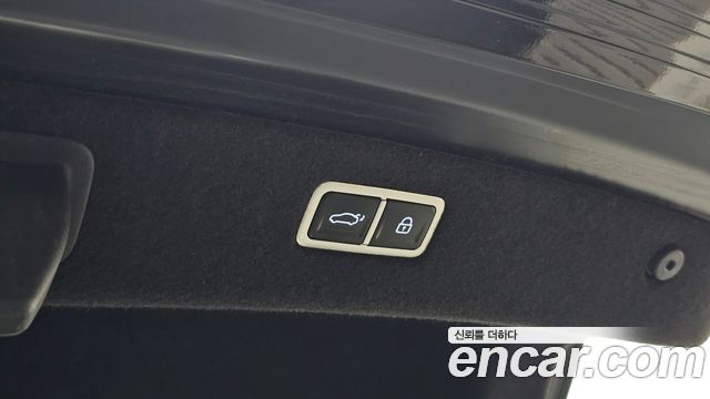 Genesis G90 2022 — photo 19
