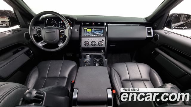 Land Rover Discovery 2019 — photo 7