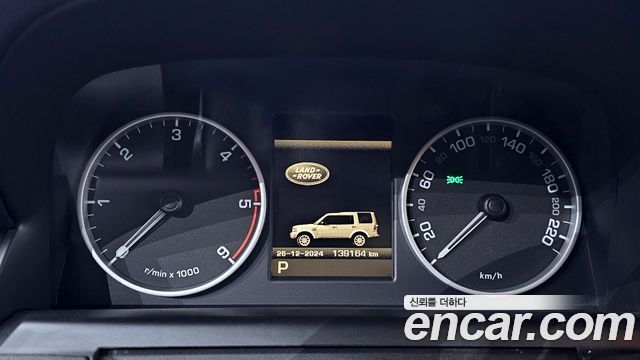 Land Rover Discovery 2010 — photo 8