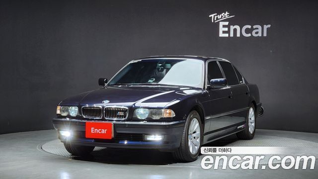 BMW 7-Series 2001 — photo 1
