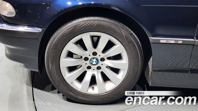 BMW 7-Series 2001 — photo 5
