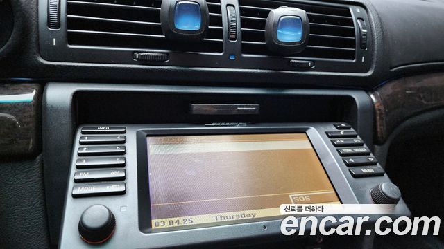 BMW 7-Series 2001 — photo 15