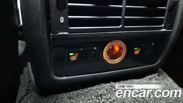 BMW 7-Series 2001 — photo 19
