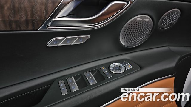 Genesis GV80 2024 — photo 17