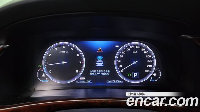 Hyundai Equus 2015 — photo 8