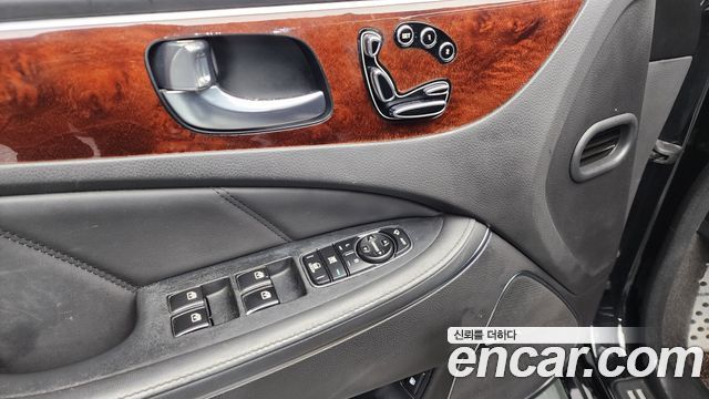 Hyundai Equus 2015 — photo 13