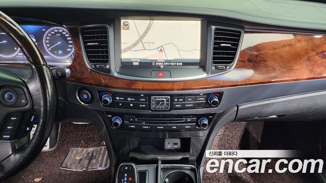 Hyundai Equus 2015 — photo 16