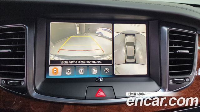 Hyundai Equus 2015 — photo 17