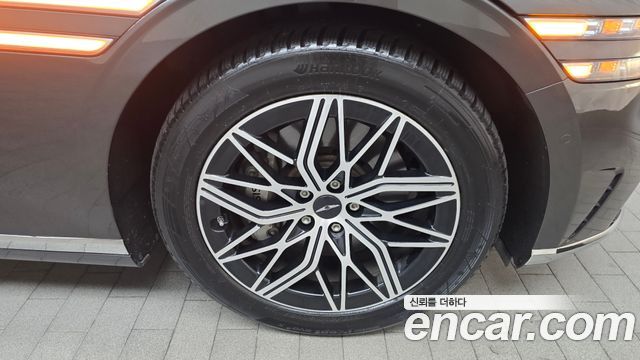 Genesis G90 2022 — photo 5