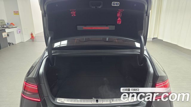 Genesis G90 2022 — photo 20