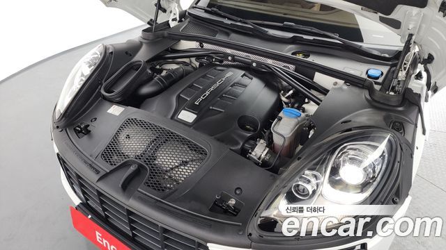 Porsche Macan 2015 — photo 6