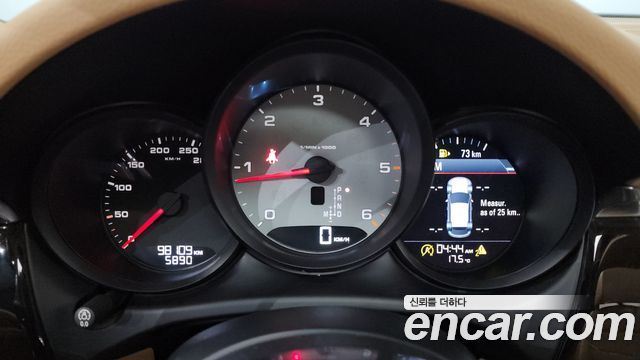 Porsche Macan 2015 — photo 8