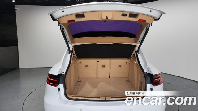 Porsche Macan 2015 — photo 20