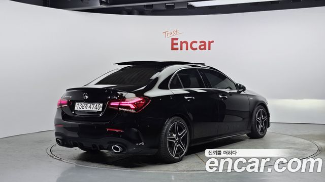 Mercedes-Benz A-Class 2021 — photo 2