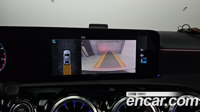 Mercedes-Benz A-Class 2021 — photo 18