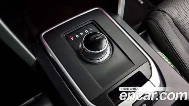Land Rover Discovery Sport 2016 — photo 9