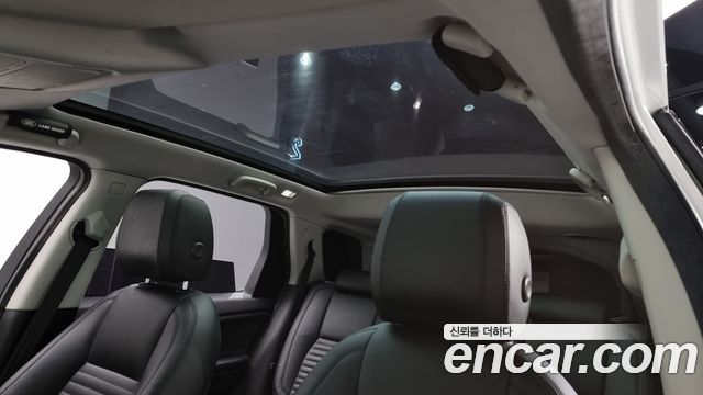 Land Rover Discovery Sport 2016 — photo 19