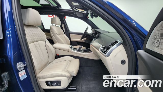 BMW X5 2021 — photo 10