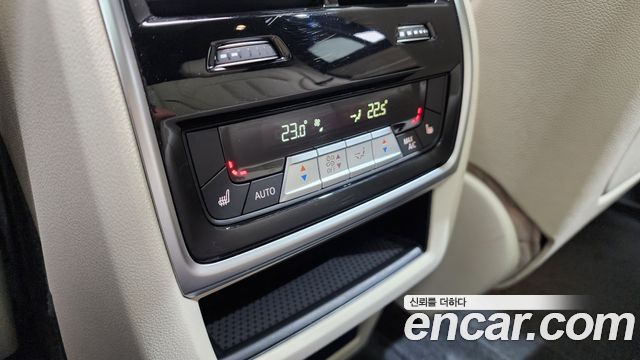 BMW X5 2021 — photo 18