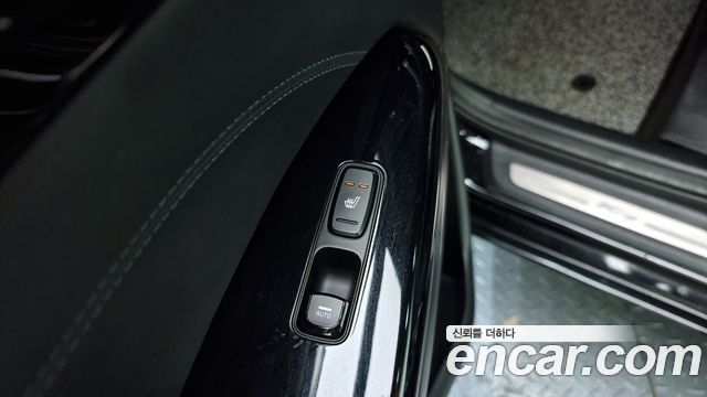 Kia K7 2020 — photo 19
