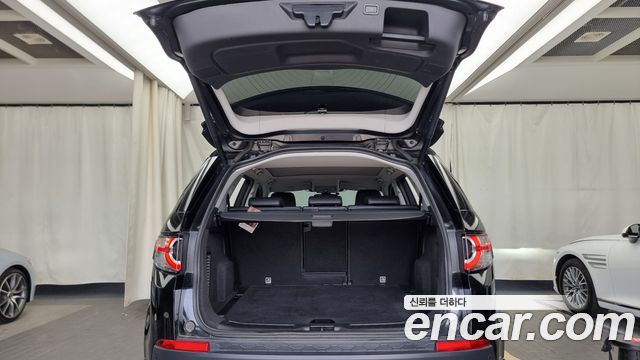 Land Rover Discovery Sport 2016 — photo 20