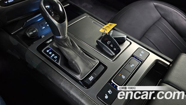 Hyundai Genesis 2015 — photo 9